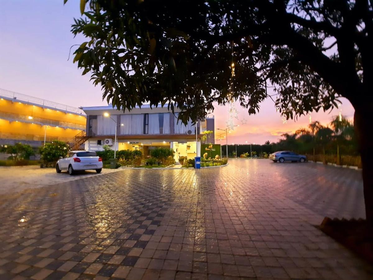 Carina Retreat Resort Gírský les Exteriér fotografie